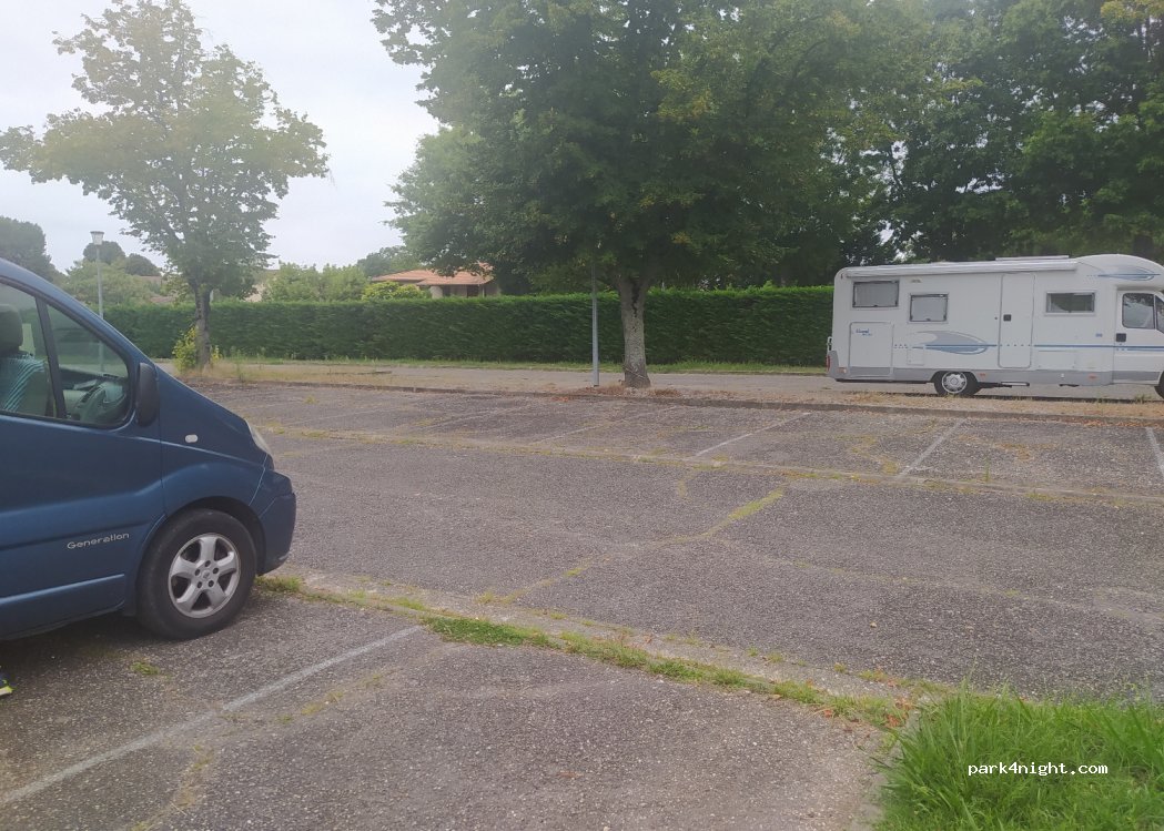 (33610) Canéjan - 35 Chemin des Peyrères — foto 3
