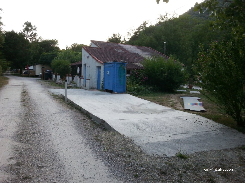 Camping du Mas de Lastourg — foto 2