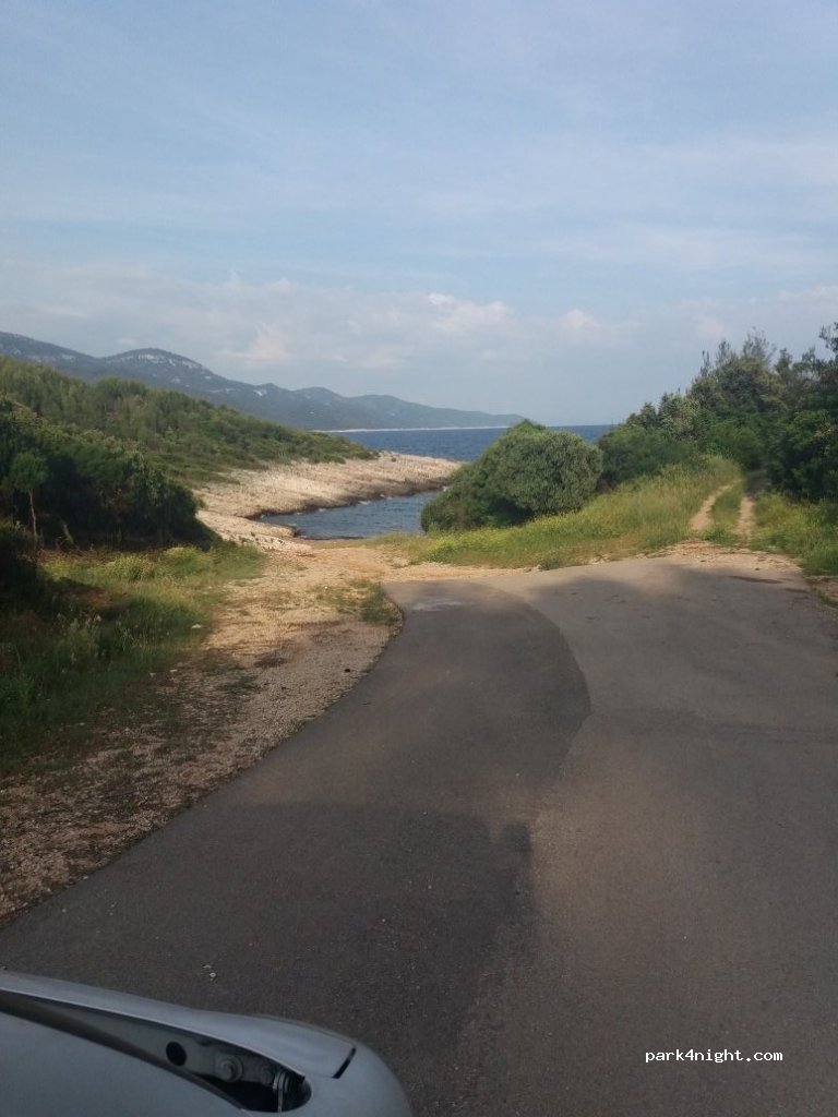 (20273) Čara - Unnamed Road — foto