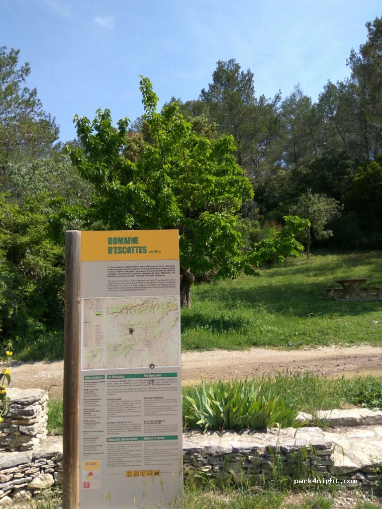 (30000) Nîmes - 410 Chemin de Fontaubarne — foto 2