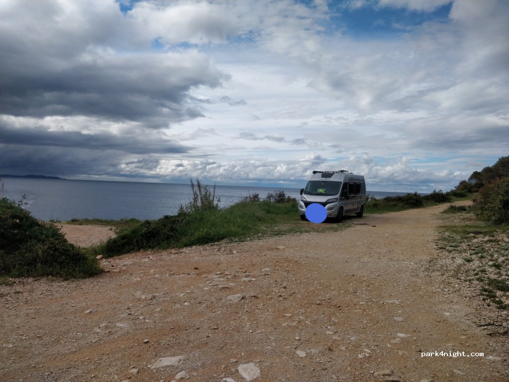 (20263) Lumbarda - Unnamed Road — foto