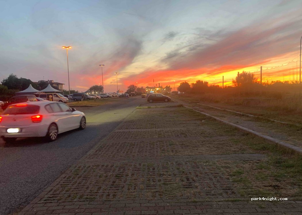 (57128) Livorno - 2 Via Carlo Puini — foto 3