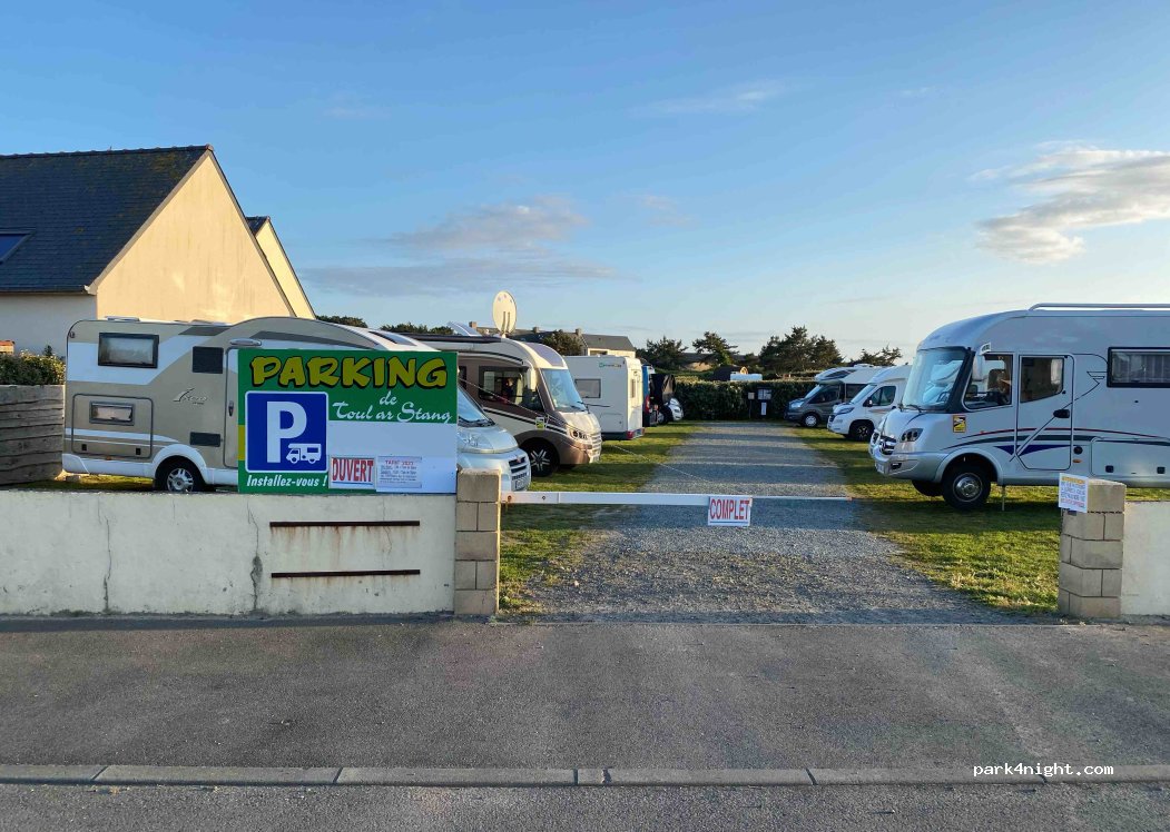 Parking Toul ar Stang — foto
