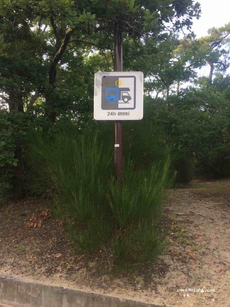 (33120) Arcachon - 1960 Avenue du Docteur Lorentz Monod — foto