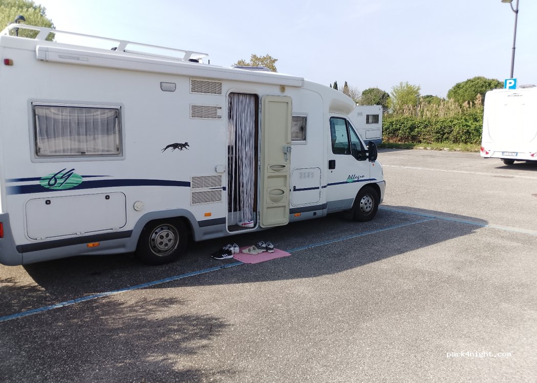 Area Sosta Camper Grado — foto 4