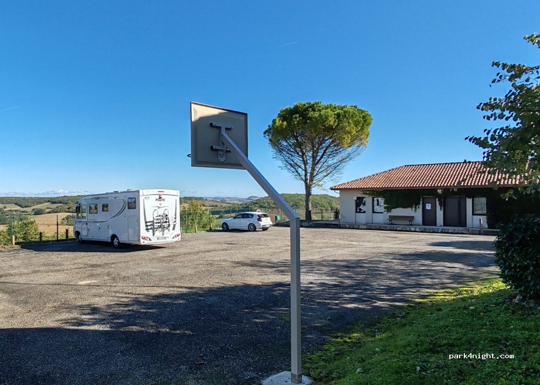 (32810) Castin - 6 Rue du Castelbielh — foto 2