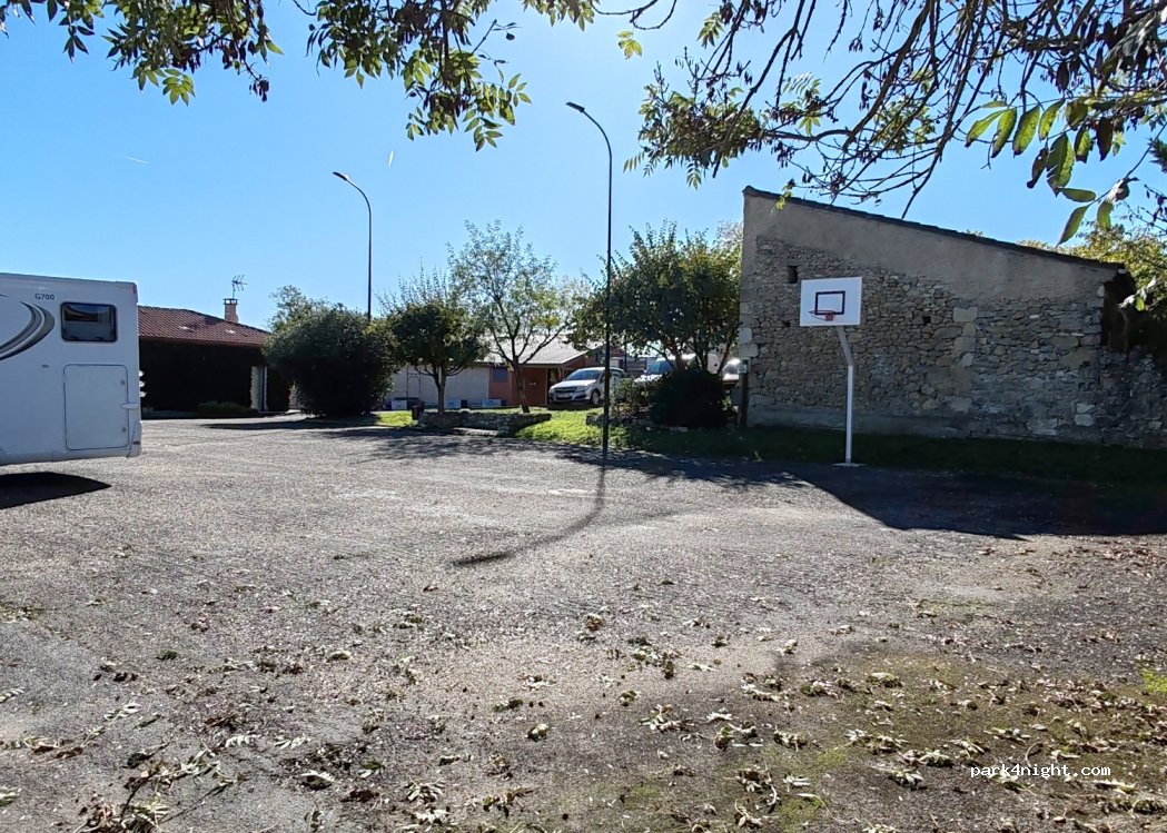 (32810) Castin - 6 Rue du Castelbielh — foto 3