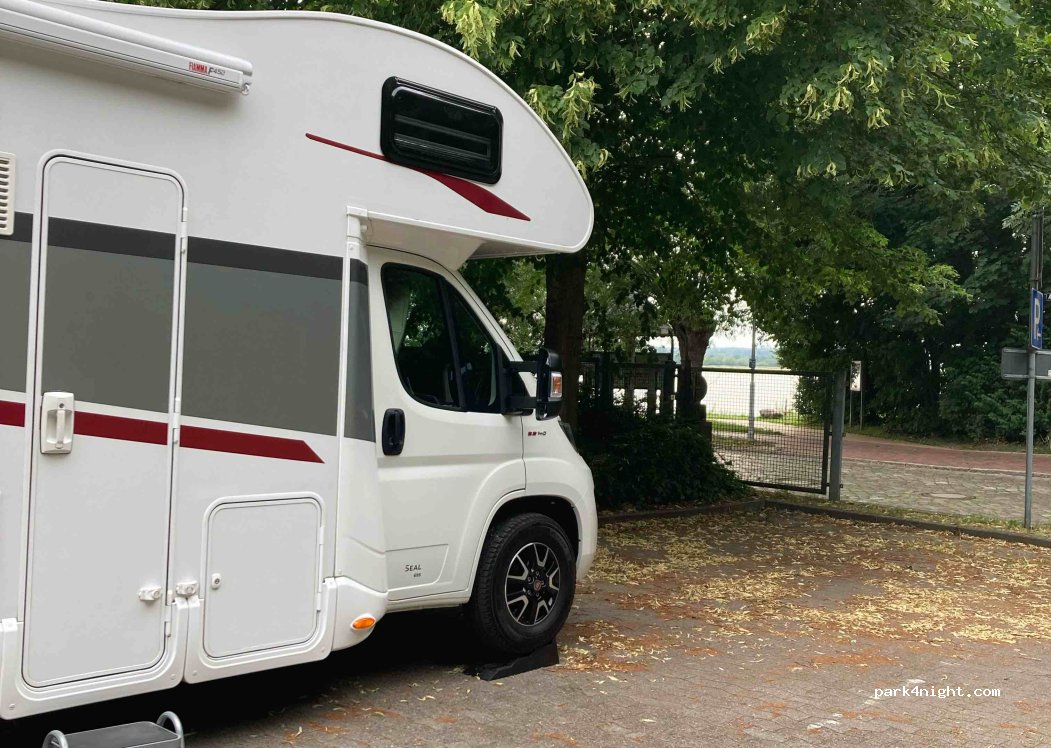 Parkplatz P5 Am Binnenwasser — foto 3