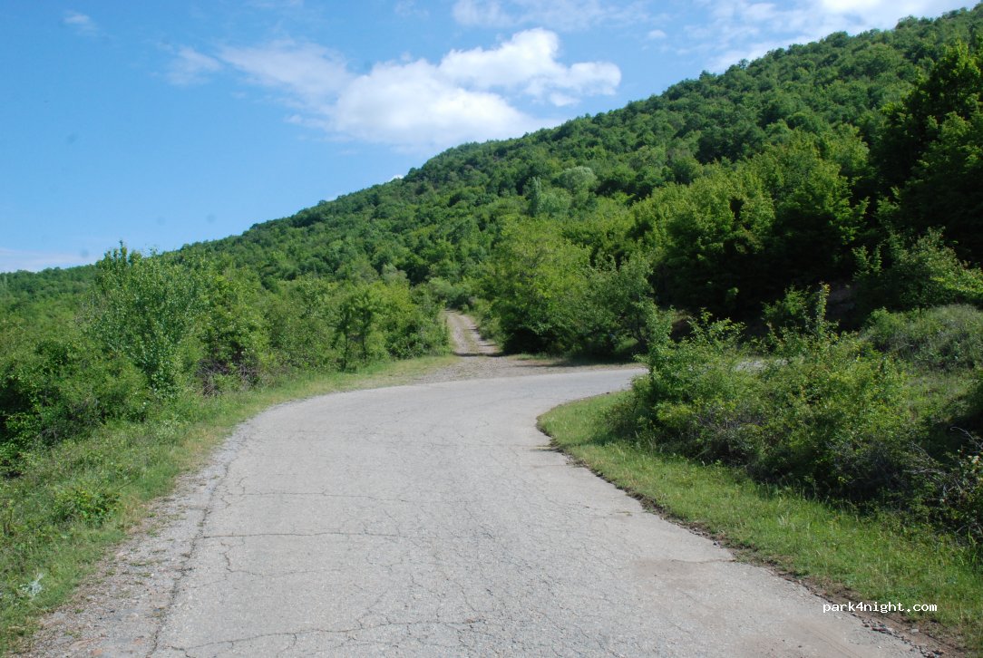 () Dreveno - Unnamed Road — foto 3