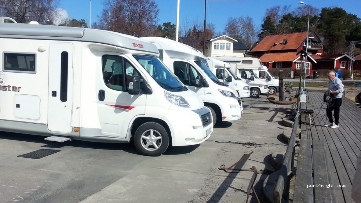 Grisslehamns Fiskehamn — foto