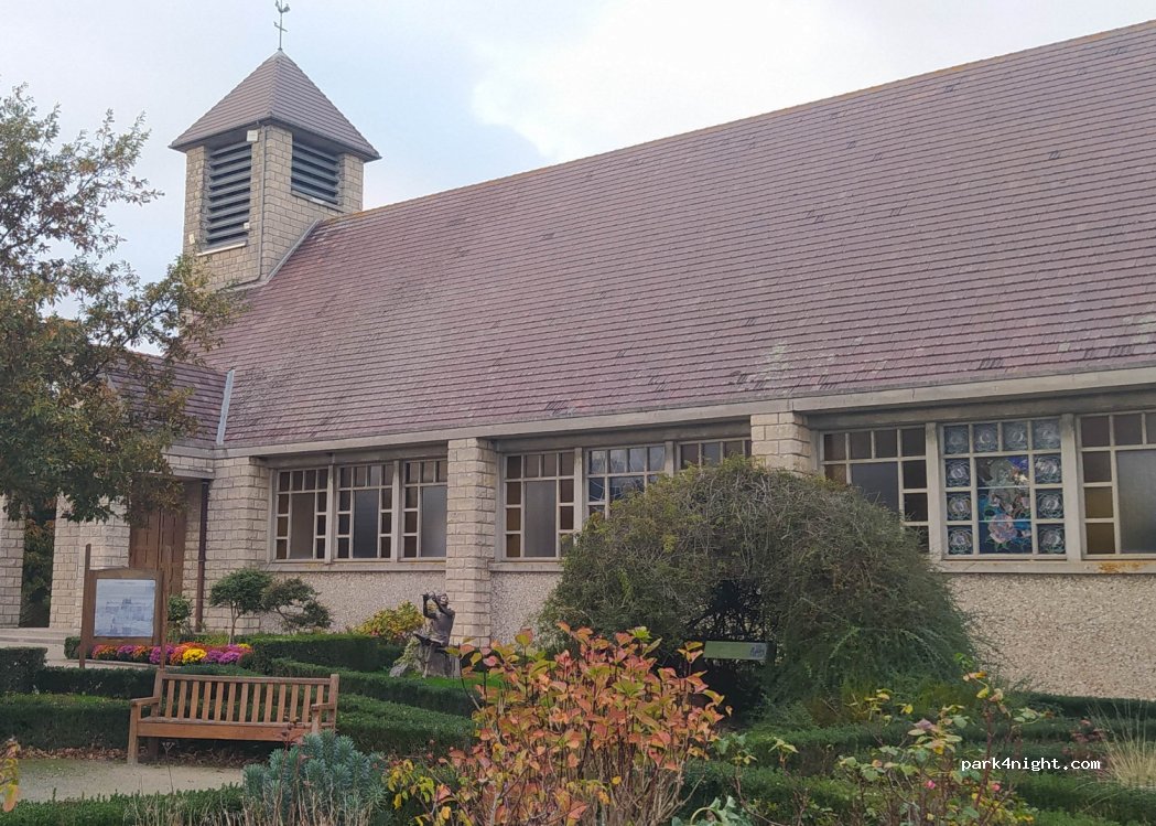 (76370) Berneval-le-Grand - 1 Place de l'Église — foto 3
