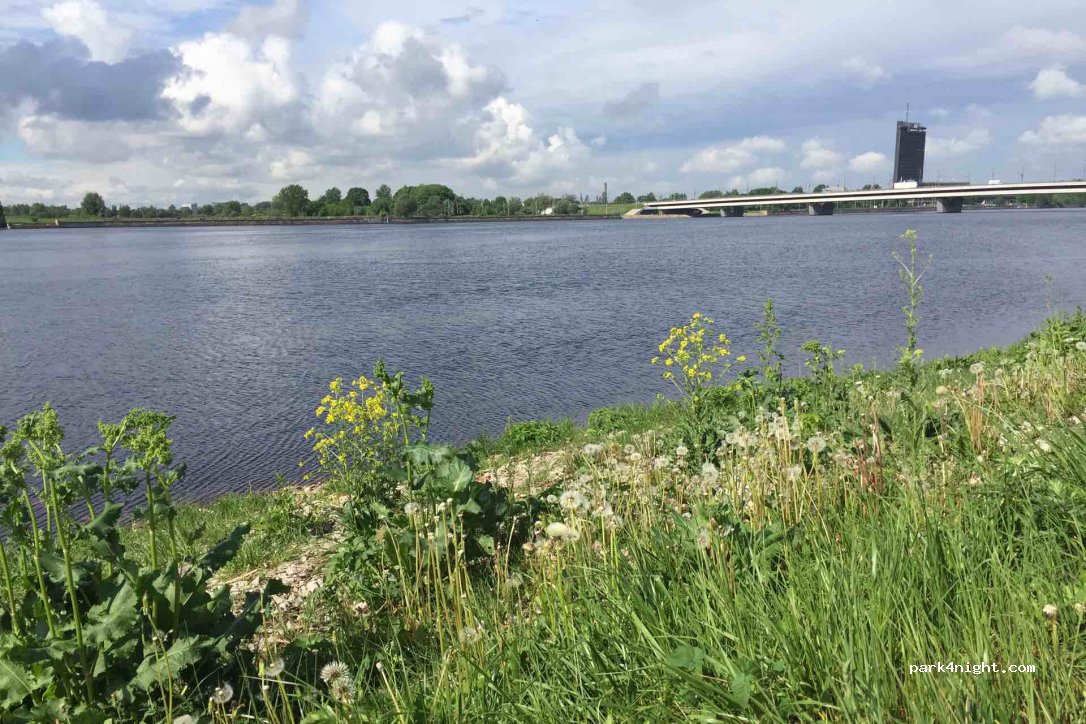 (1003) Rīga - 3 k-1 Krasta iela — foto