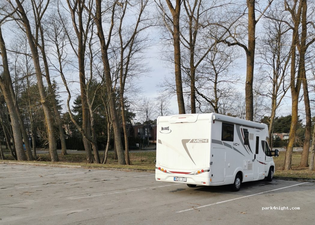 (00129) Palanga - 32 S. Dariaus ir S. Girėno gatvė — foto 3