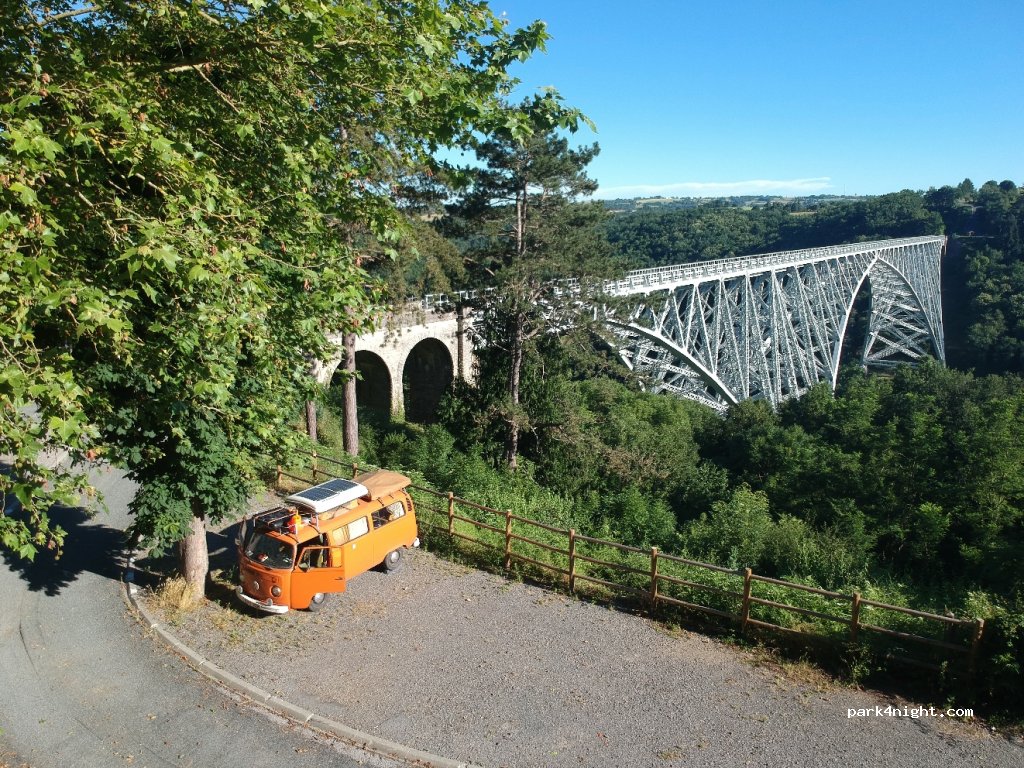 (12800) Tauriac-de-Naucelle - D574 — foto 2