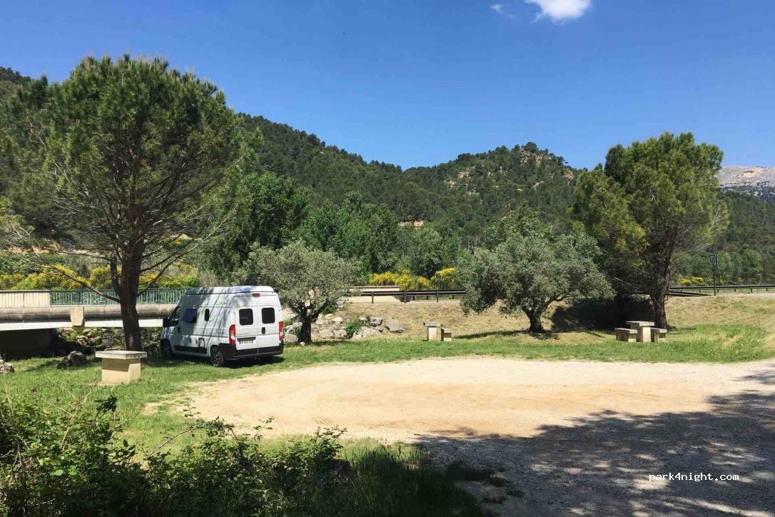 (84190) Beaumes-de-Venise - 1511 Route de Lafare — foto 2
