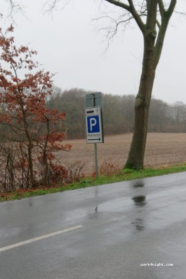 (23627) Groß Sarau - 2 Rothenhusener Weg — foto 2