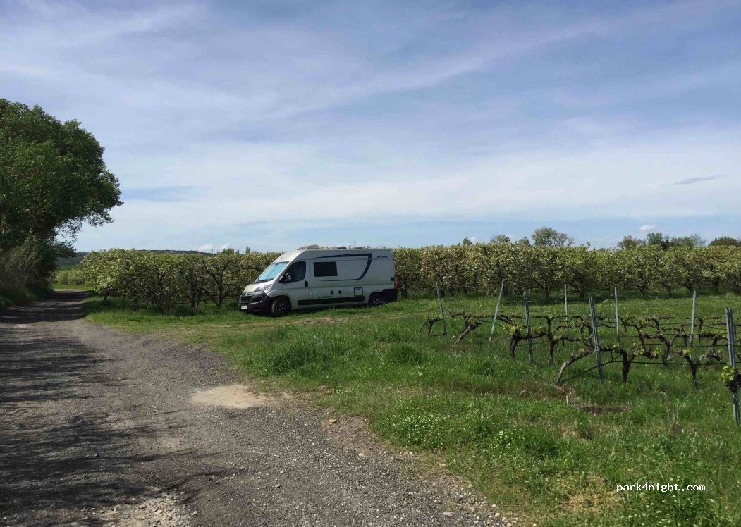 (30210) Remoulins - Chemin Tour du Lac — foto 4