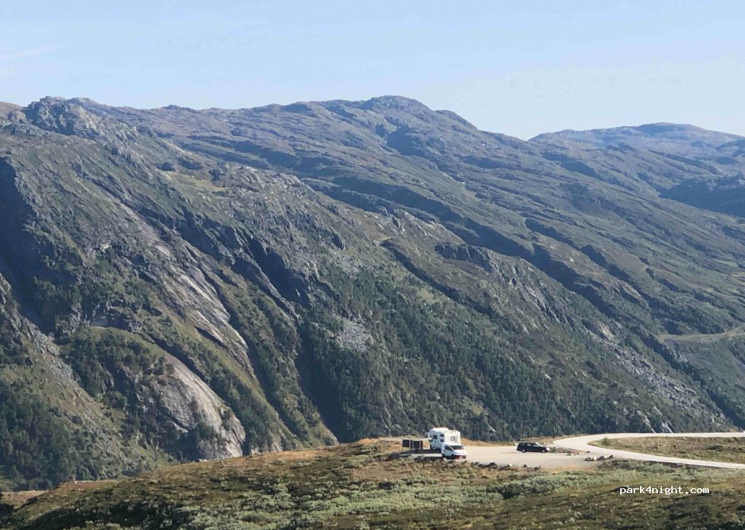 (6877)  - Tindevegen — foto 3
