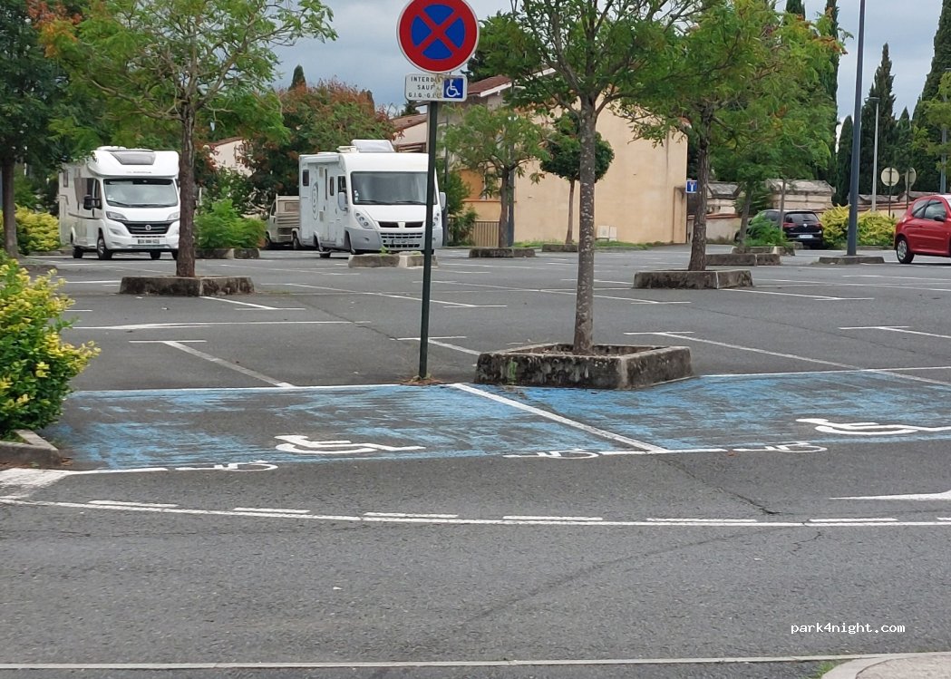 Parking des Cèdres — foto 3