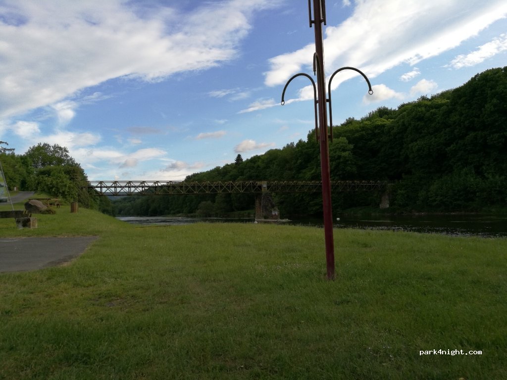 (08800) Thilay - 13-28 Rue de la Semoy Naux — foto