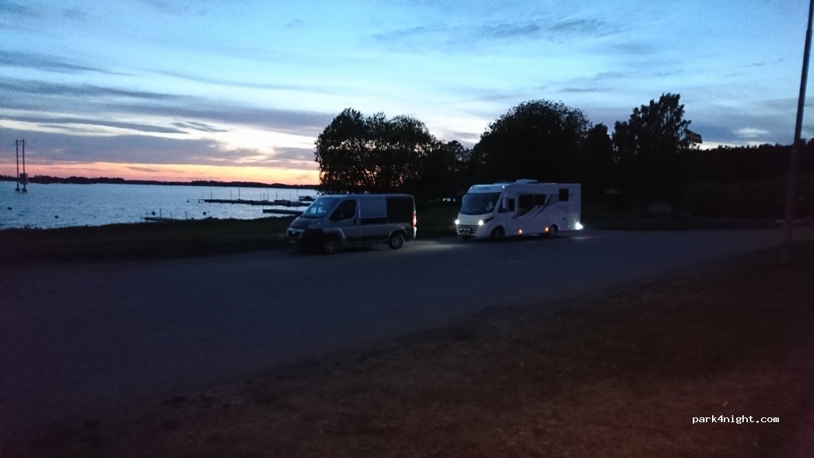 (814 95) Älvkarleby - 11 Marma Gävlevägen — foto