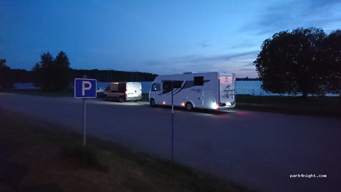 (814 95) Älvkarleby - 11 Marma Gävlevägen — foto 2