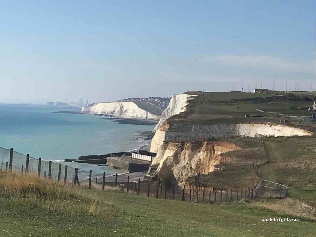 (BN10 7AD) Telscombe Cliffs - 29 The Esplanade — foto 3