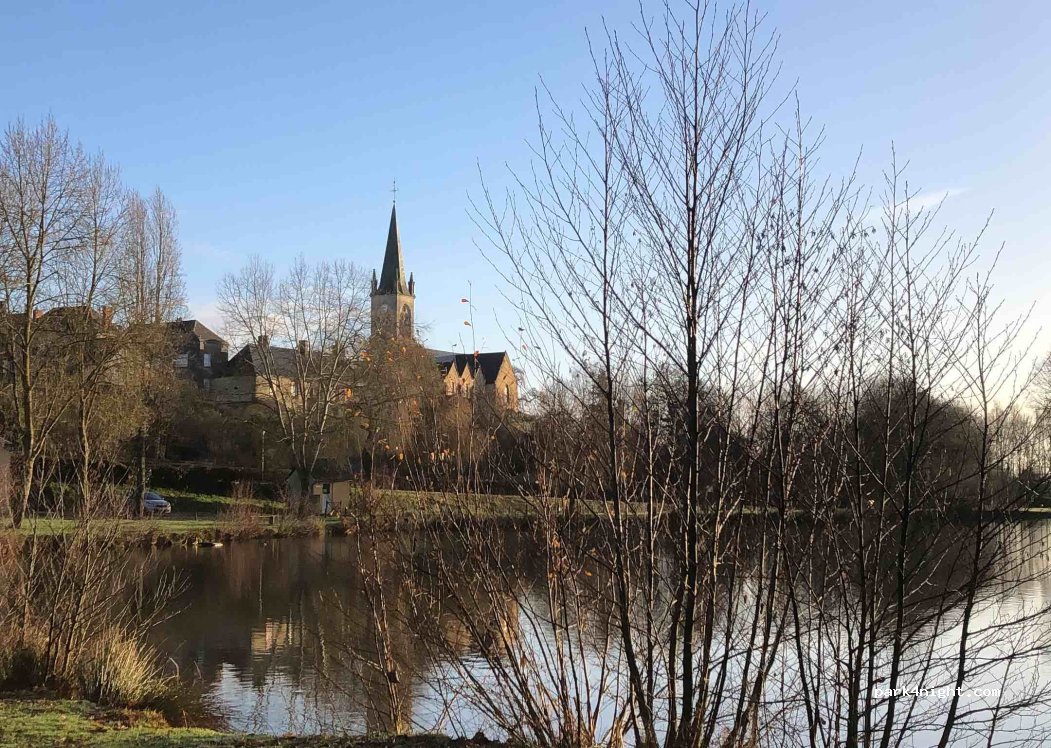 Aire de Saint-Paul-le-Gaultier — foto 3