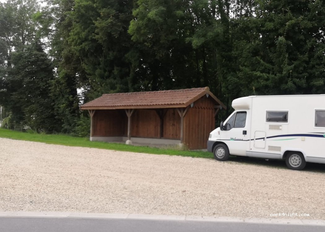(51300) Maisons-en-Champagne - 7 Rue du Pont Jacquot — foto