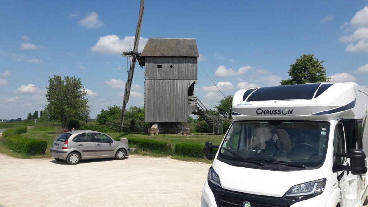 (41290) Oucques - D924 — foto