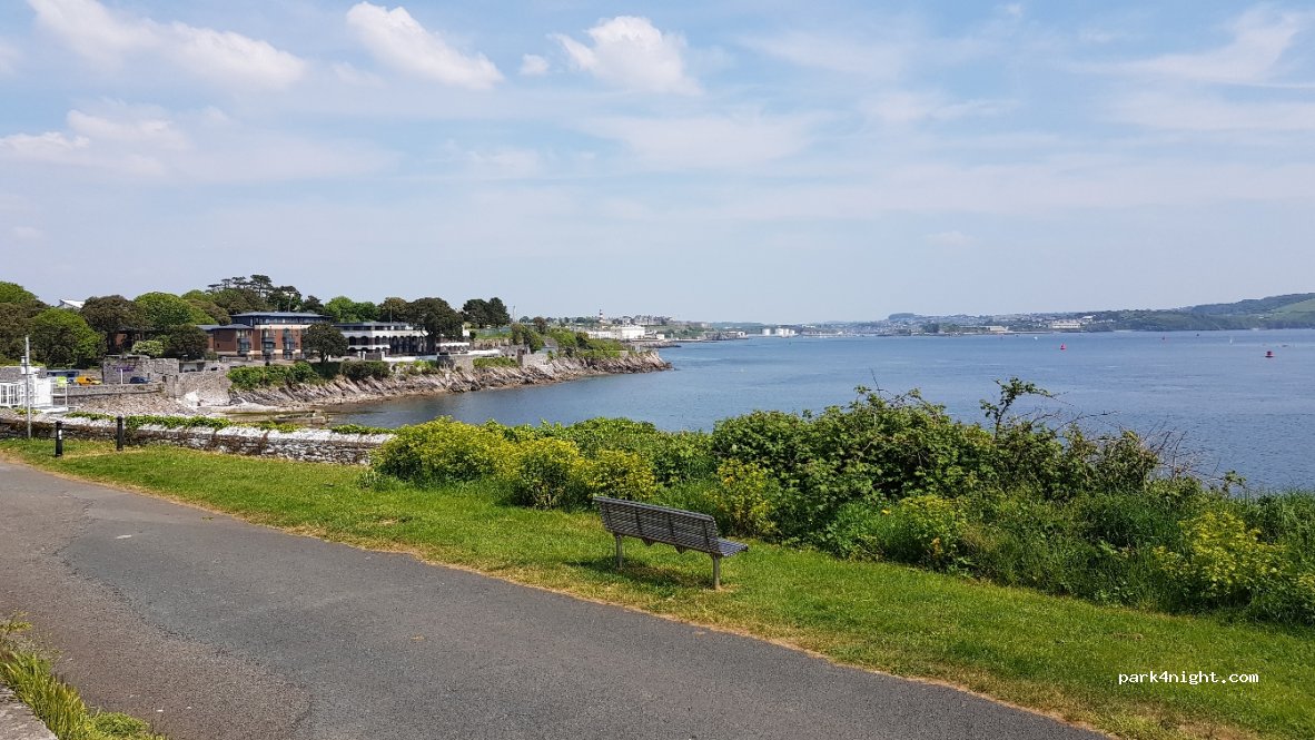 (PL1) Plymouth - — foto