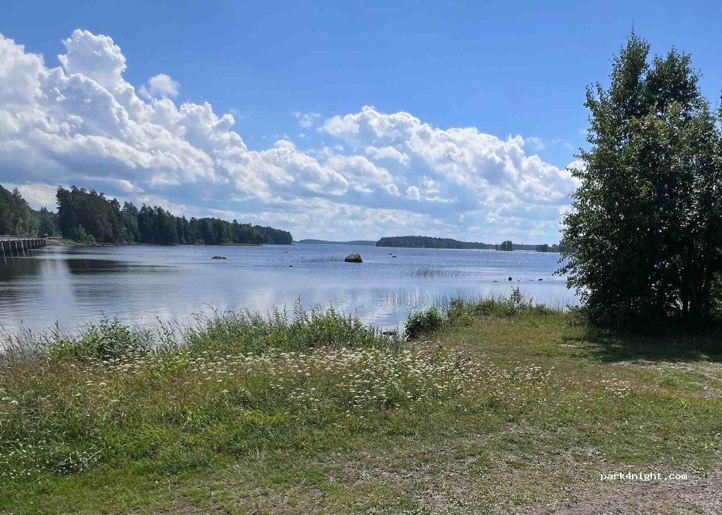(810 40)  - 85 Bredforsvägen — foto 4