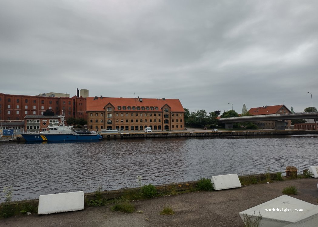 (311 74) Falkenberg - 35 Hamngatan — foto 3