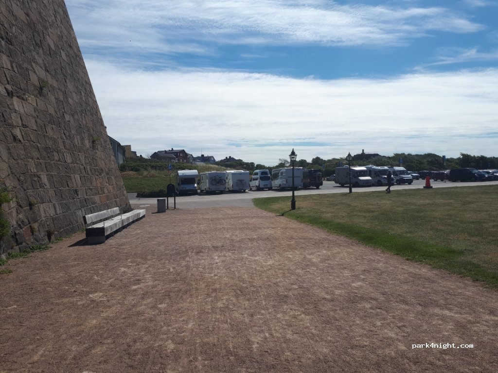 (432 44) Varberg - 17 Strandgatan — foto 2