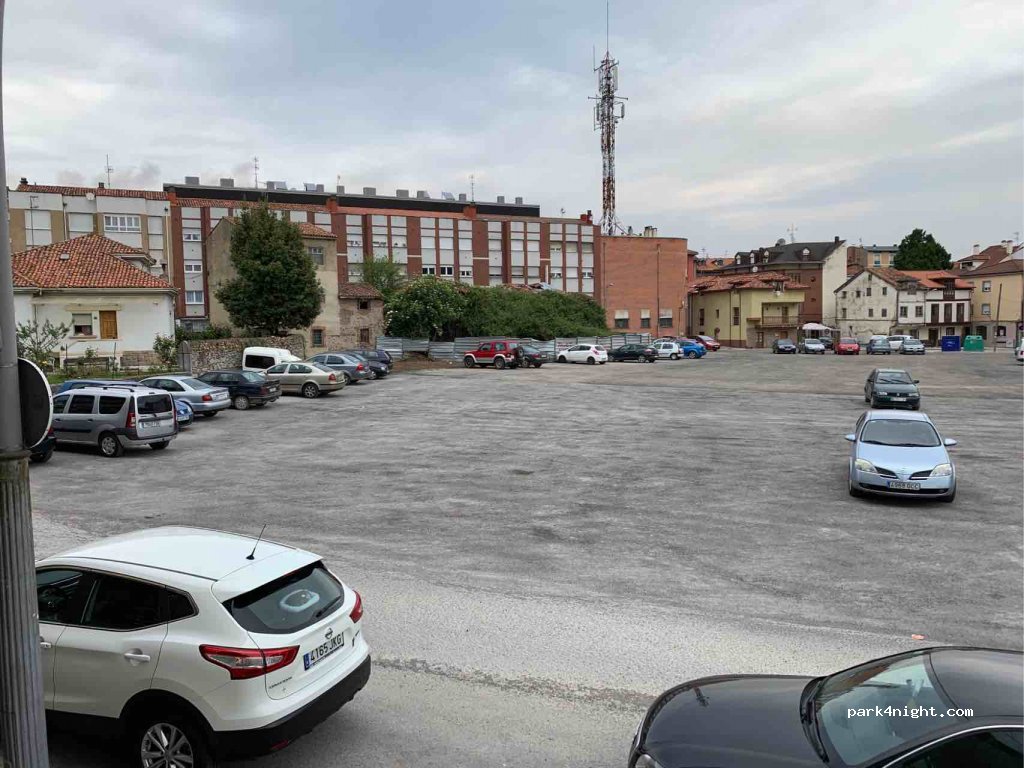 (33820) Grado - 23 Calle el Cabo — foto