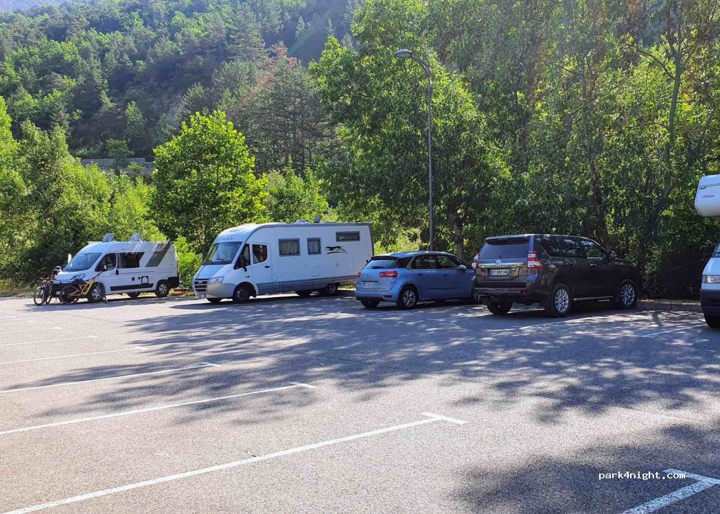 (05700) Serres - Place du Lac — foto 2