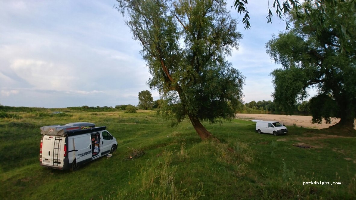 (447234) Petin - Unnamed Road — foto