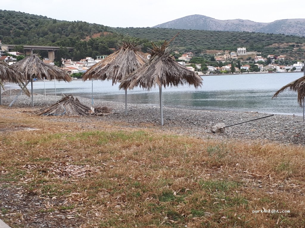 (330 58) Eratini - Eparchiaki Odos Eratinis-Paralia Tolofonas — foto