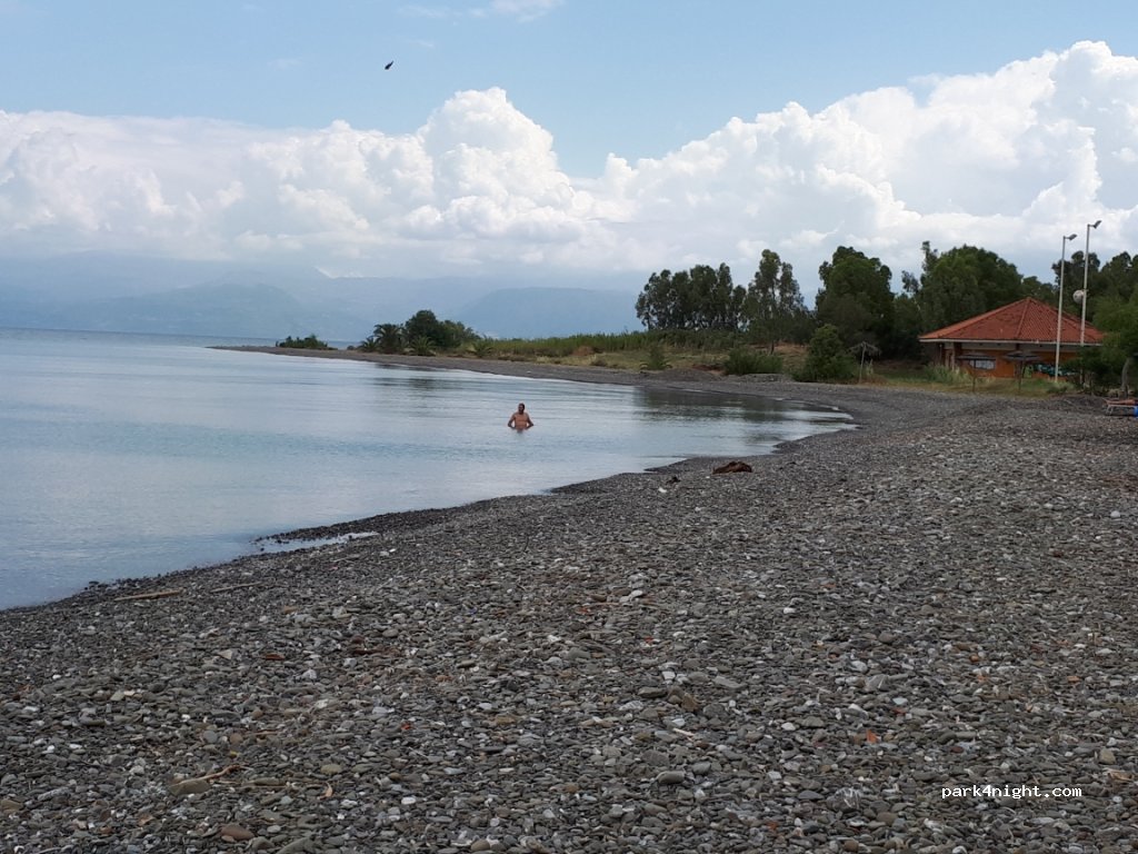 (330 58) Eratini - Eparchiaki Odos Eratinis-Paralia Tolofonas — foto 2