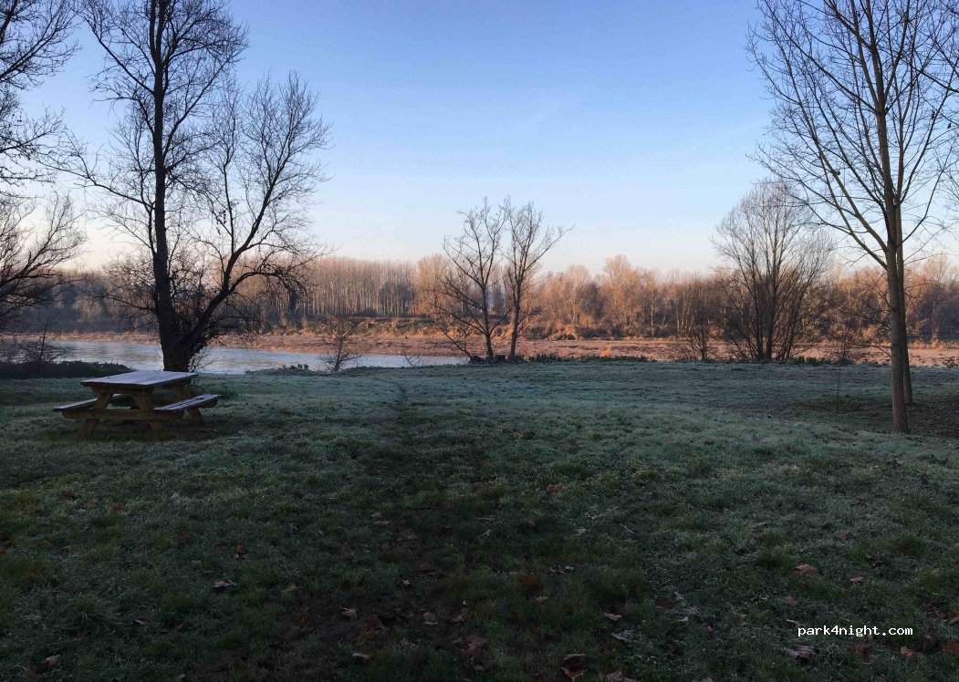 (47450) Saint-Hilaire-de-Lusignan - D813 — foto 2