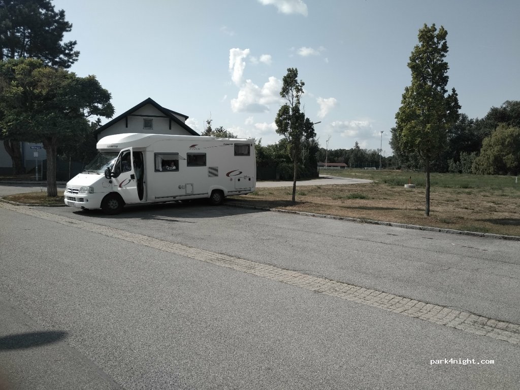 (2320) Schwechat - 8 Zainethbrückengasse — foto 3