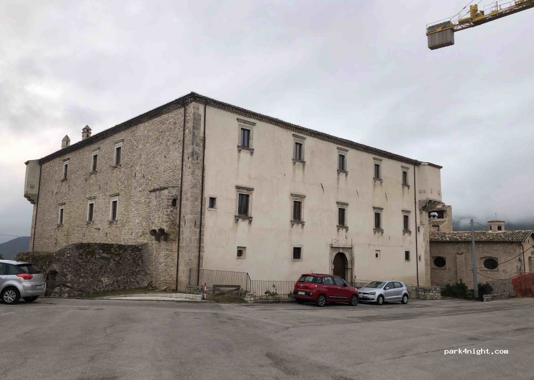 (67020) Navelli - 42 Piazza San Sebastiano — foto 2