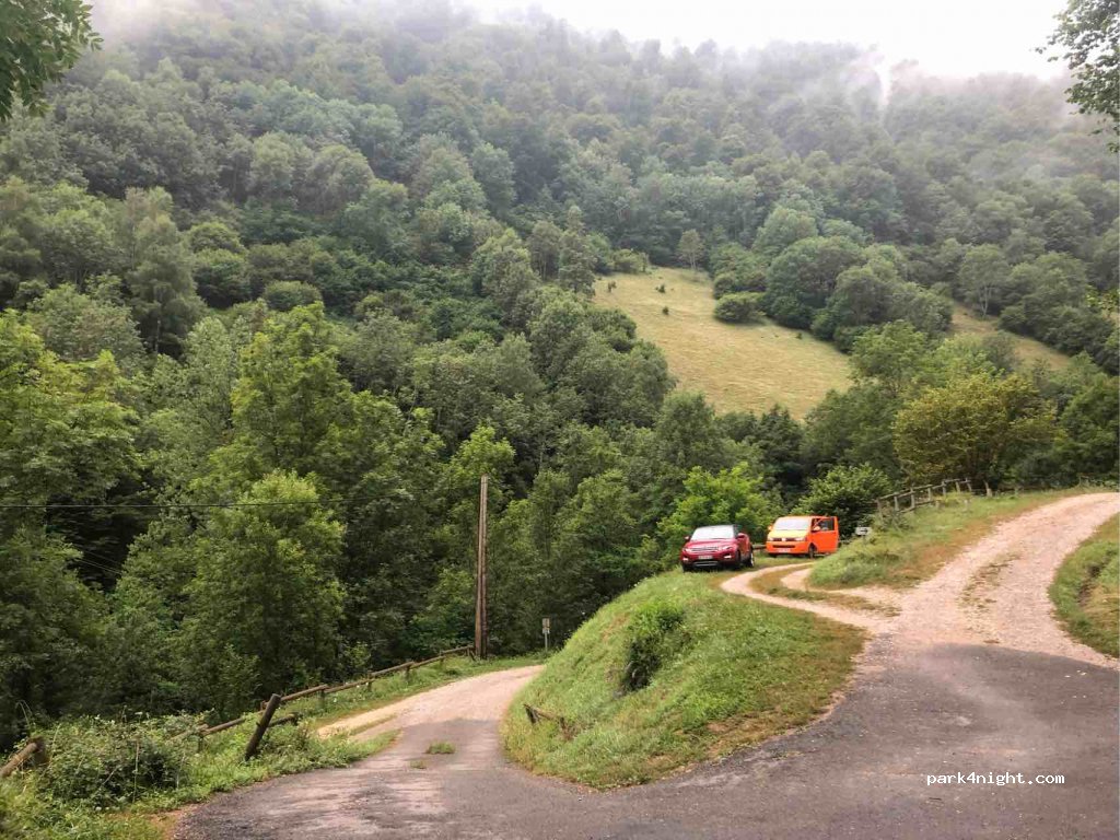 (09800) Sentein - Anglade — foto