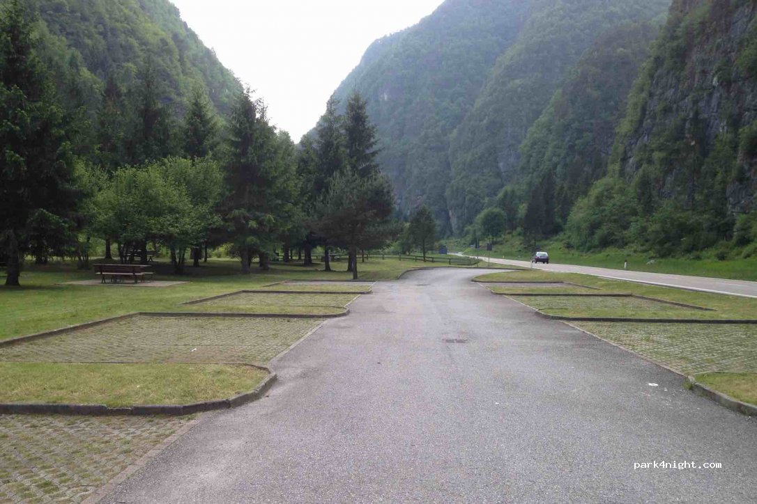 () Tiarno di Sopra - Via Ampola — foto