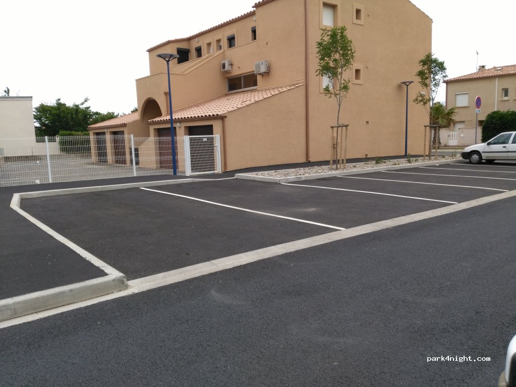 (11560) Fleury - 54 Rue Louis Boussenard — foto