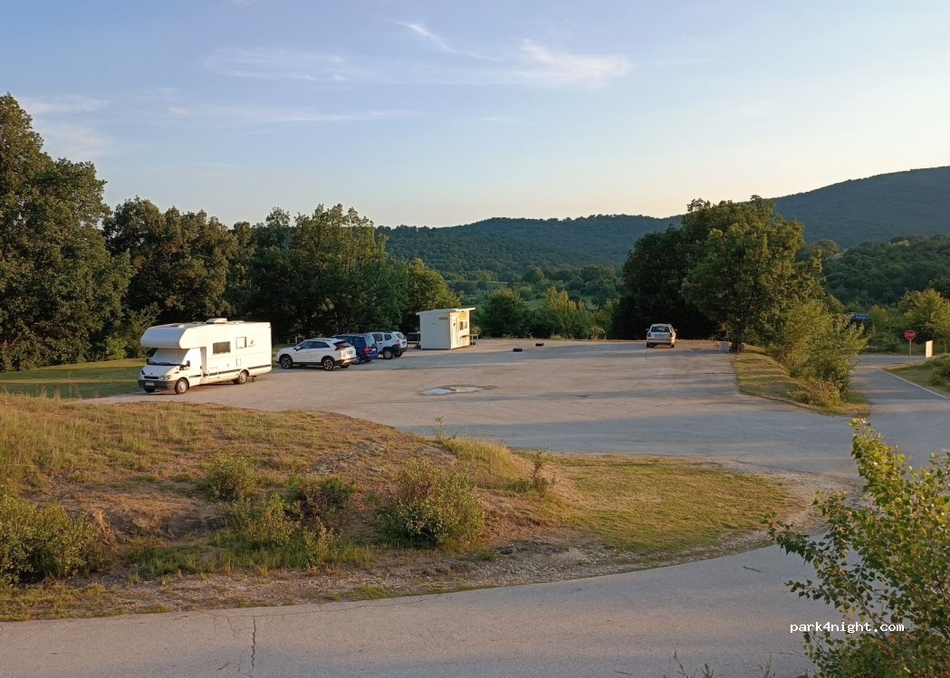 (4175) Starosel - Unnamed Road — foto 4