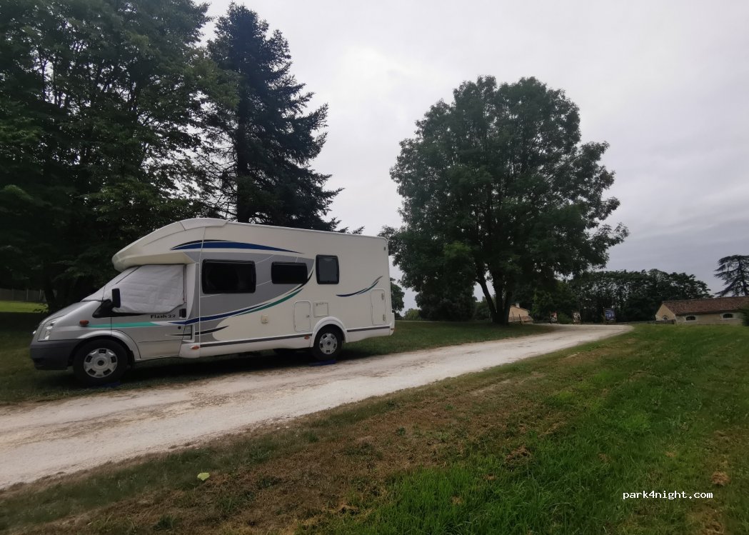 (16320) Magnac-Lavalette-Villars - D81 — foto 2