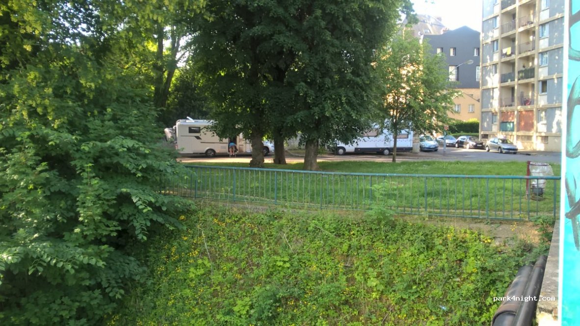 (08200) Sedan - 6 Rue Jean Jeannon — foto