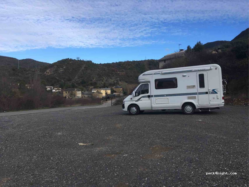 (22792) Santa Cruz de la Serós - 11 Carretera San Juan de la Peña — foto