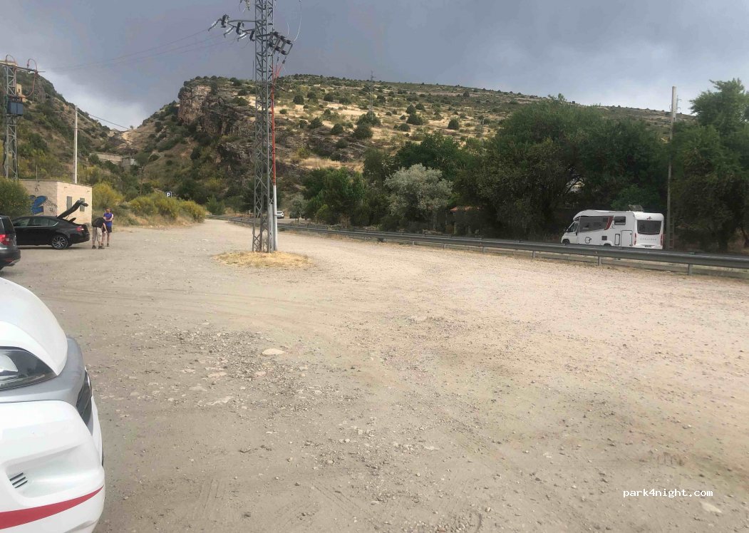 (28189) Patones - 36 Avenida de Juan Prieto — foto 3